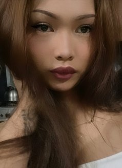 Louise Thick Girl - Transsexual escort in Makati City Photo 5 of 5