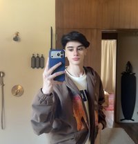 Twinkm - Male escort in Dubai