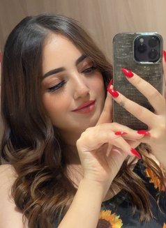 Loulou 20 years (new in Dubai) - escort in Dubai Photo 4 of 10