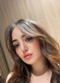 Loulou 20 years (new in Dubai) - escort in Dubai Photo 5 of 10