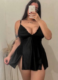 Loulou - puta in Capri Photo 2 of 6