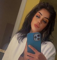 LouLou - escort in Beirut Photo 15 of 15