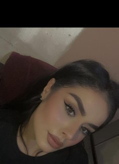 Loulou - escort in Beirut Photo 1 of 10