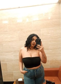 Loulou - escort in Beirut Photo 2 of 10