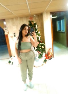 Loulou - escort in Beirut Photo 3 of 10