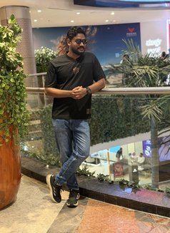 LovEPusSyEaTe R🫦 - Male escort in Dubai Photo 1 of 5