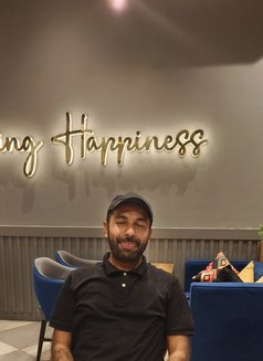 Lovable Men Person for Hook Up Life - Male companion in Ahmedabad Photo 1 of 1