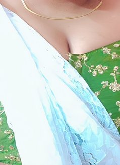 Love Bite Queen (Tamil Cam Show Only) - escort in Coimbatore Photo 3 of 5
