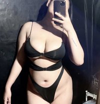 Love “Cam show, Contents & Meet” - escort in Manila