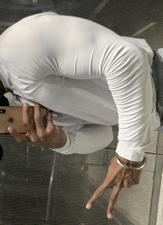 Love Cutler - Male escort in Dubai Photo 5 of 5