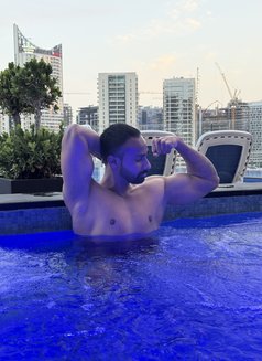 Love Cutler - Male escort in Dubai Photo 3 of 5