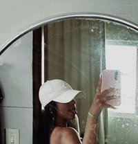 Love - escort in Iwakuni