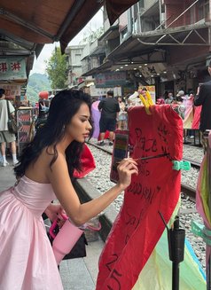 Love - escort in Ho Chi Minh City Photo 3 of 6