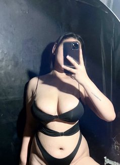 Love “Cam show, Contents & Meet” - escort in Manila Photo 1 of 9