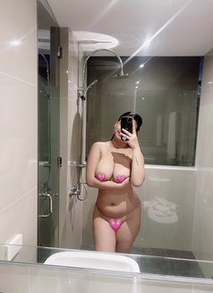 Love “Cam show, Contents & Meet” - escort in Manila Photo 7 of 9