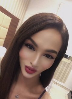 Love - Transsexual escort in Riyadh Photo 10 of 18
