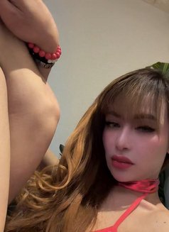 Love - Transsexual escort in Riyadh Photo 18 of 19