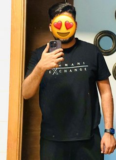 Love - Male escort in Dubai Photo 1 of 1