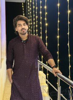 Love - Male escort in New Delhi Photo 5 of 5