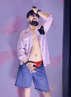 Love Kapoor - Acompañantes masculino in Gurgaon Photo 8 of 9