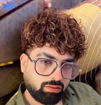 Love Kapoor - Male escort in Gurgaon