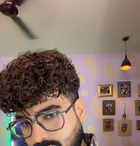 Love Kapoor - Acompañantes masculino in New Delhi