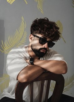 Love Kapoor - Acompañantes masculino in New Delhi Photo 9 of 14