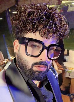 Love Kapoor - Male escort in Jaipur Photo 15 of 15