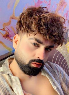 Love Kapoor - Acompañantes masculino in New Delhi Photo 12 of 13