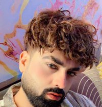 Love Kapoor - Male escort in Gurgaon