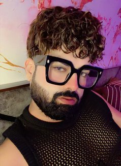 Love Kapoor - Male escort in New Delhi Photo 14 of 14