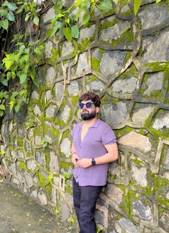 Love Kapoor - Male escort in New Delhi Photo 13 of 13
