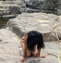 Love - escort in Iwakuni