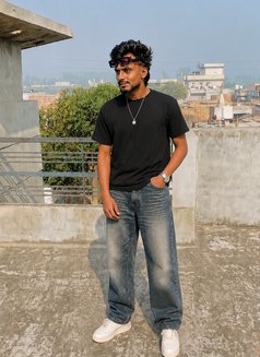 Love Sekhon - Male escort in Chandigarh Photo 3 of 5