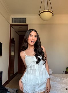 Love sofia (wet and wild) - escort in Hong Kong Photo 26 of 29