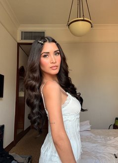 Love sofia (wet and wild) - escort in Hong Kong Photo 27 of 29