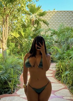 Love - escort in Erbil Photo 1 of 2