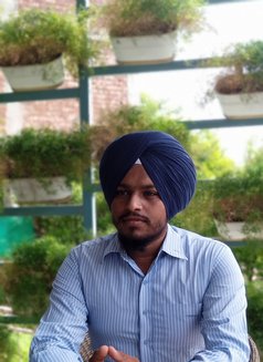 Lovedeep Singh - Acompañantes masculino in Ludhiana Photo 1 of 4