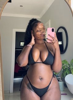 Lovely - puta in Nairobi Photo 1 of 16