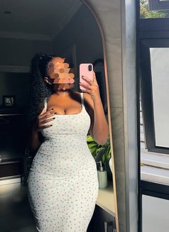 Lovely - puta in Nairobi Photo 3 of 16