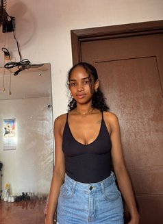 Lovely Cathy - escort in Mauritius Photo 5 of 10