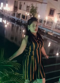 Lovely Das - escort in Kolkata Photo 5 of 6