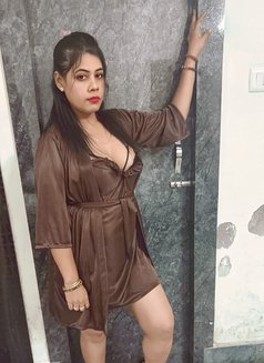 Lovely Das - escort in Kolkata Photo 3 of 11