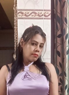 Lovely Das - escort in Kolkata Photo 5 of 11