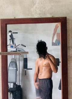 Lovely Escort Dilan - Acompañantes masculino in Colombo Photo 1 of 7