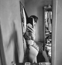 Lovely - escort in Dubai