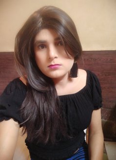 Lovely video service available - Transsexual escort in Pune Photo 5 of 9