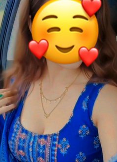 Cassie - Independent - escort in Noida Photo 2 of 5