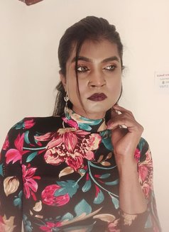 Lovely - Transsexual escort in Hyderabad Photo 12 of 14