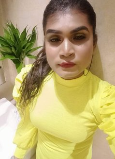 Lovely - Transsexual escort in Jaipur Photo 17 of 18